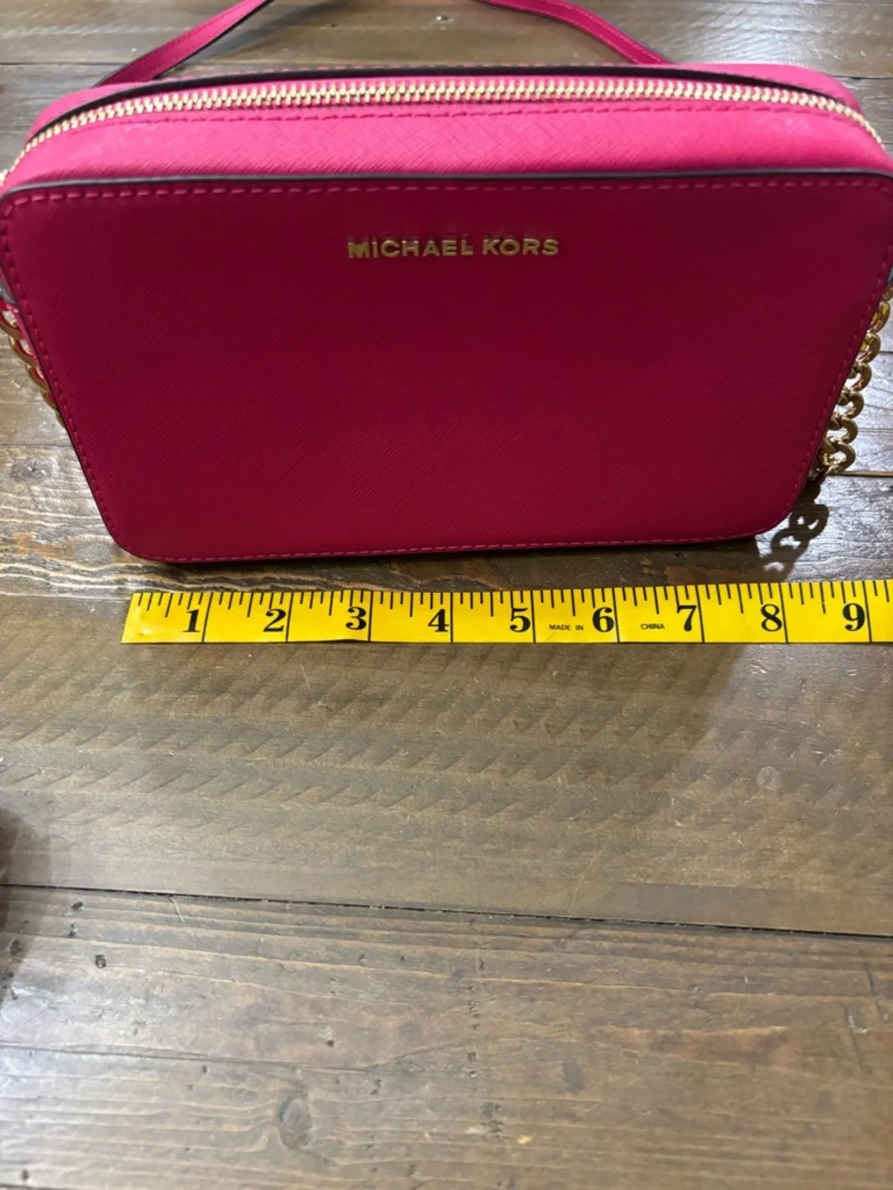 Michael Kors Jet Set Crossbody bag in Saffiano Leather